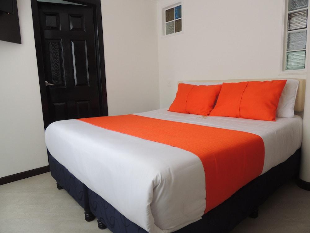 Hotel Zafiro Boutique โบโกตา ภายนอก รูปภาพ