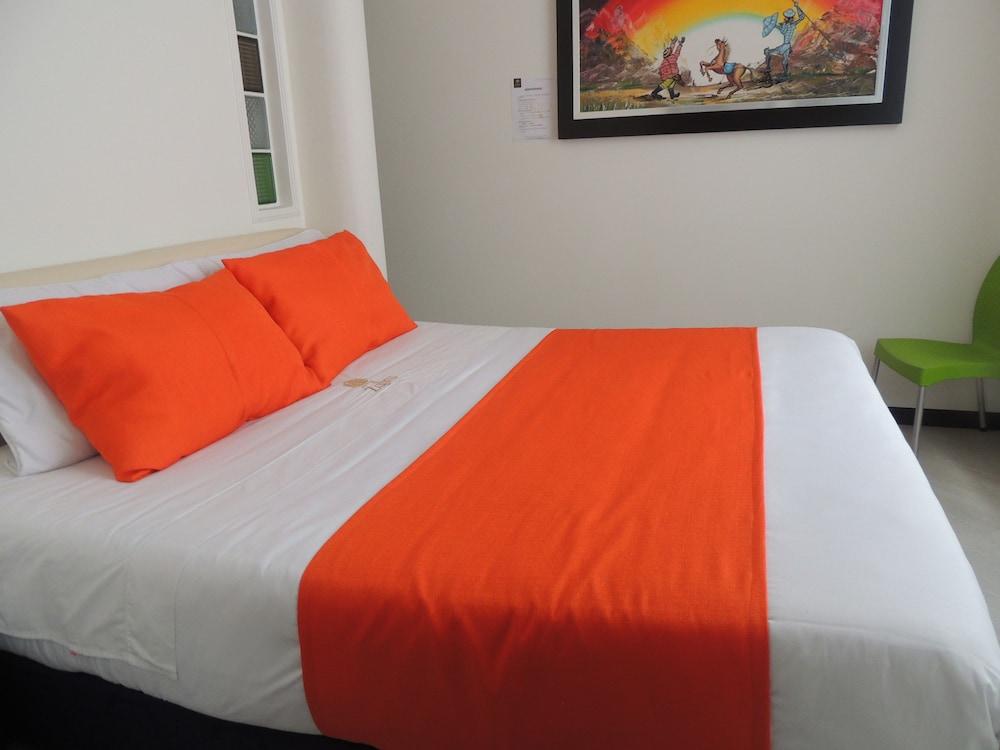 Hotel Zafiro Boutique โบโกตา ภายนอก รูปภาพ