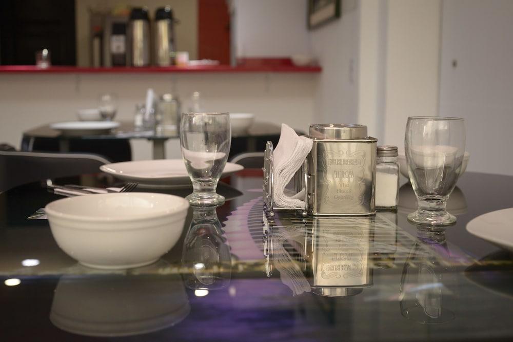 Hotel Zafiro Boutique โบโกตา ภายนอก รูปภาพ
